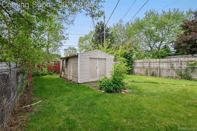 13428 Sarsfield Avenue, Warren, MI 48089