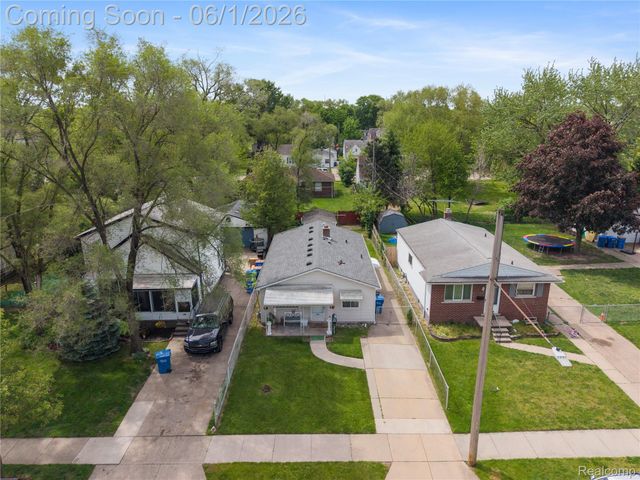 13428 Sarsfield Avenue, Warren, MI 48089