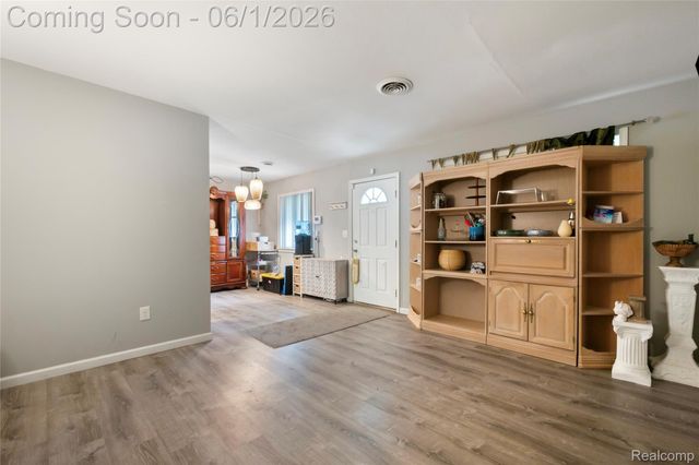 13428 Sarsfield Avenue, Warren, MI 48089