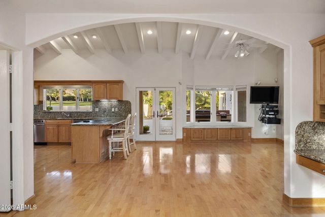 8262 E VISTA DE VALLE --, Scottsdale, AZ 85255