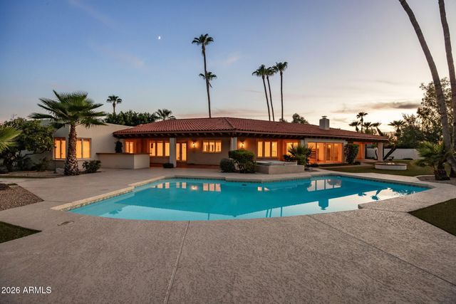 8262 E VISTA DE VALLE --, Scottsdale, AZ 85255