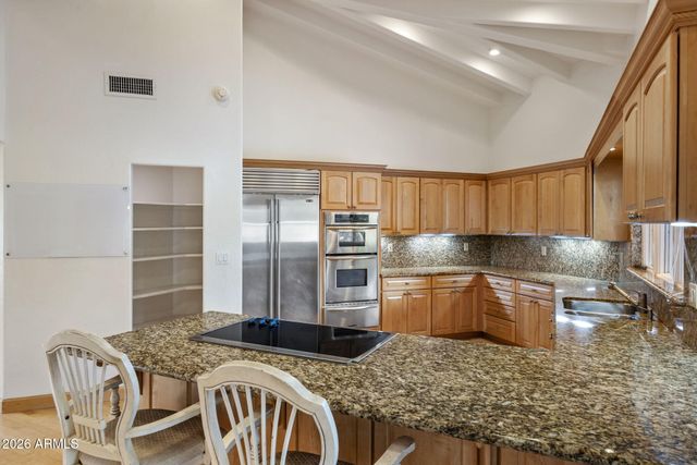 8262 E VISTA DE VALLE --, Scottsdale, AZ 85255