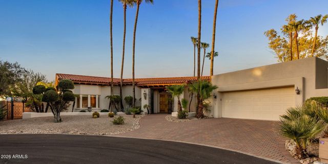 8262 E VISTA DE VALLE --, Scottsdale, AZ 85255