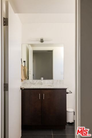 4288 Perlita Avenue, Los Angeles, CA 90039