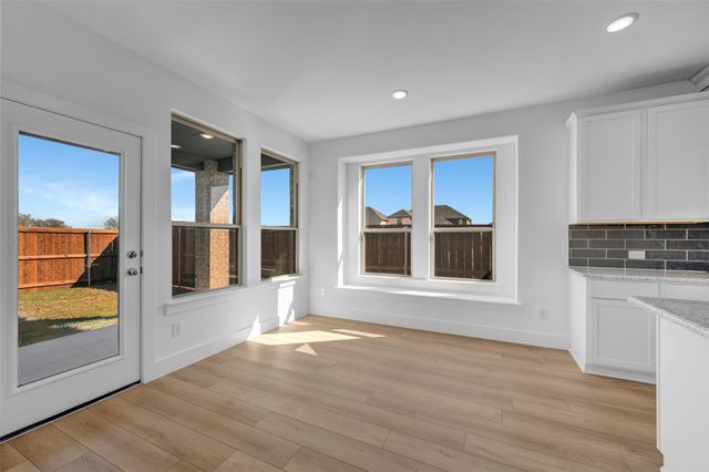 5040 Ressina Drive, Aubrey, TX 76227