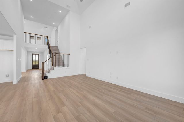 5040 Ressina Drive, Aubrey, TX 76227