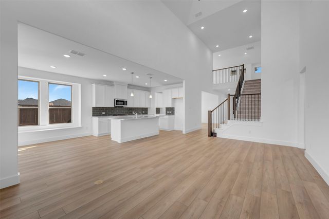 5040 Ressina Drive, Aubrey, TX 76227