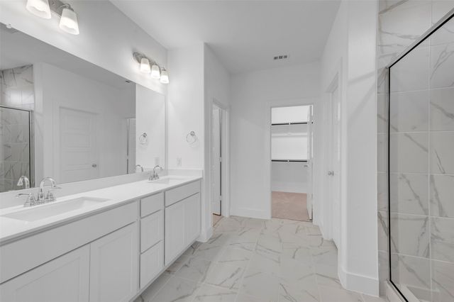 5040 Ressina Drive, Aubrey, TX 76227