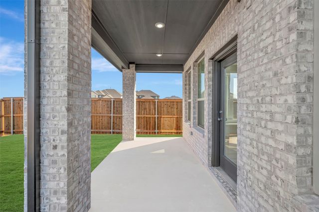 5040 Ressina Drive, Aubrey, TX 76227