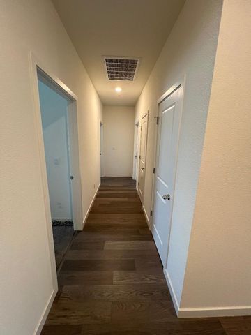 4910 Starfruit Ct, Roseville, CA 95747