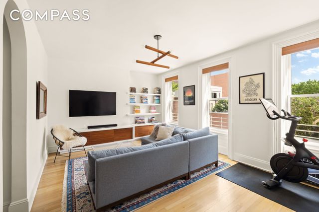389 Classon Avenue, New York City, NY 11238