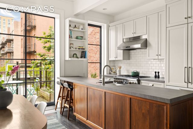 389 Classon Avenue, New York City, NY 11238