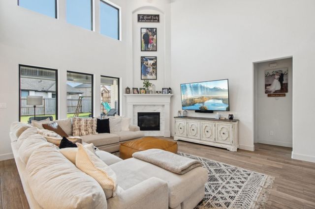 29819 Autumn Maple Court, Fulshear, TX 77494