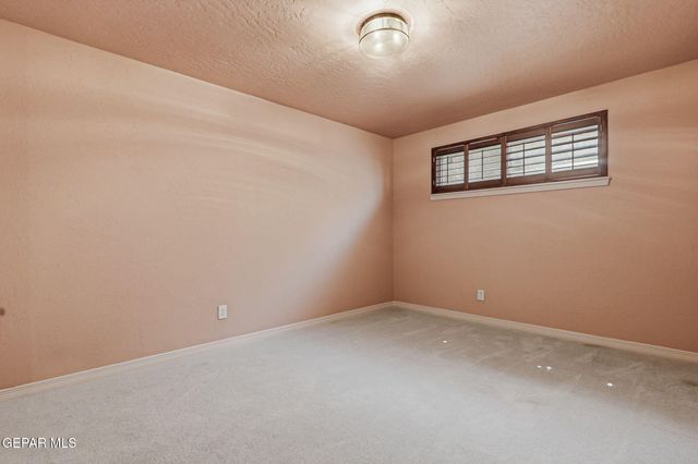 5821 Vista Corona Court, El Paso, TX 79912