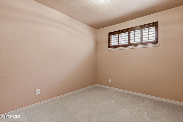 5821 Vista Corona Court, El Paso, TX 79912