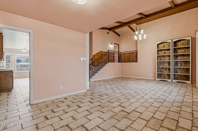 5821 Vista Corona Court, El Paso, TX 79912