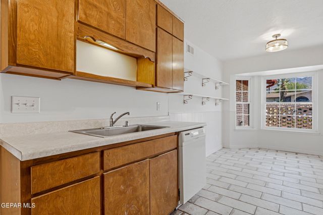5821 Vista Corona Court, El Paso, TX 79912