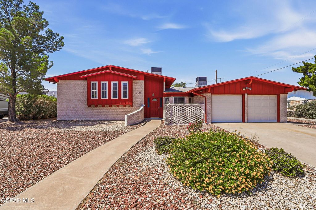 5821 Vista Corona Court, El Paso, TX 79912