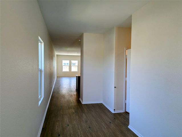 1112 Minnow LN, Bastrop, TX 78602