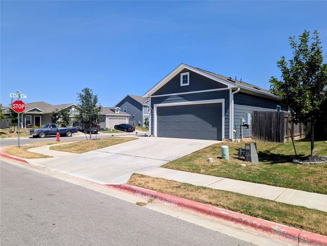 1112 Minnow LN, Bastrop, TX 78602