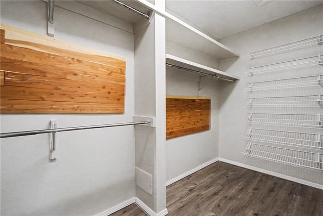 6 Lerwick Lane, Bella Vista, AR 72715