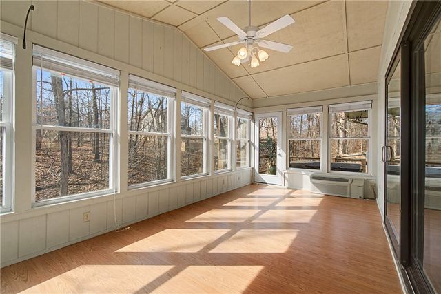 6 Lerwick Lane, Bella Vista, AR 72715