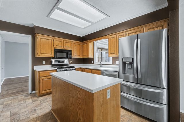 6 Lerwick Lane, Bella Vista, AR 72715