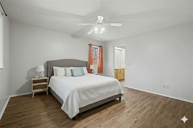 6 Lerwick Lane, Bella Vista, AR 72715