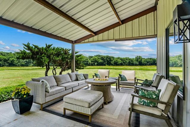 455 Vz County Road 2808, Mabank, TX 75147