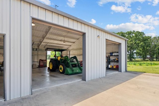 455 Vz County Road 2808, Mabank, TX 75147