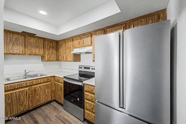 1342 W EMERALD Avenue 418, Mesa, AZ 85202