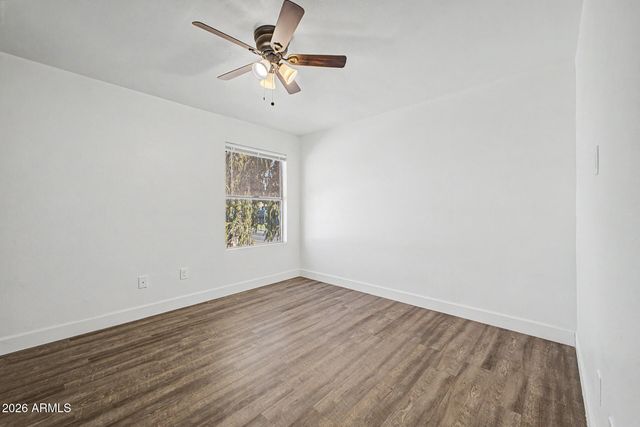 1342 W EMERALD Avenue 418, Mesa, AZ 85202