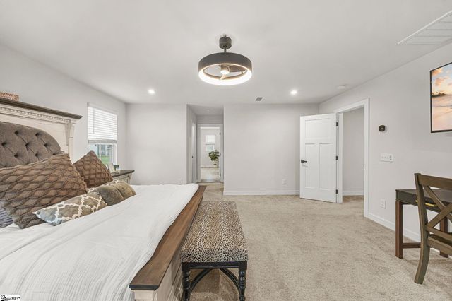 822 Lady Fern Drive, Woodruff, SC 29388