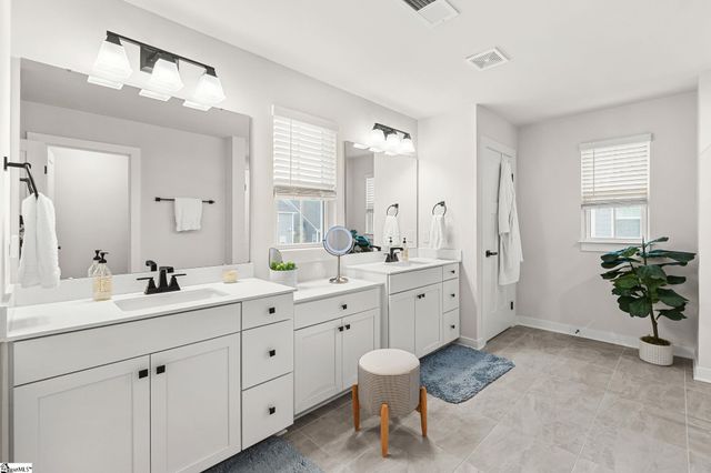822 Lady Fern Drive, Woodruff, SC 29388