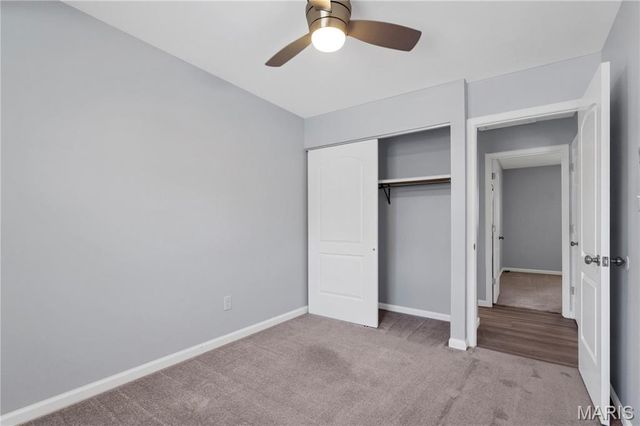 1371 McKelvey Road, Maryland Heights, MO 63043