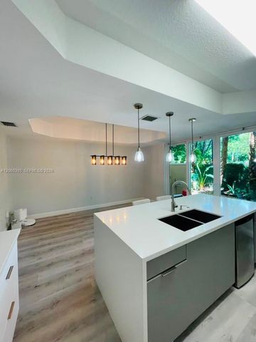 790 SW 107th Avenue 301, Pembroke Pines, FL 33025