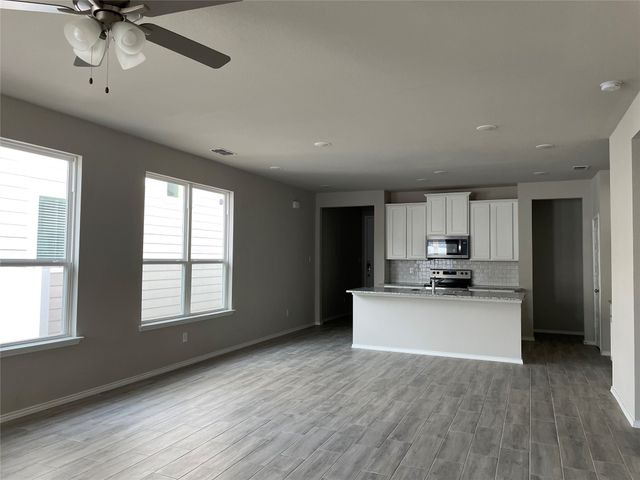 6009 Pitcher Way, Providence Village, TX 76227