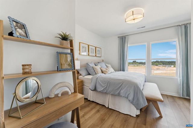 5003 DUNNAGAN DR, Crozet, VA 22932