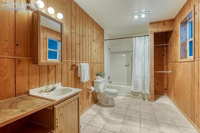 909 S West Street, Woodland Park, CO 80863