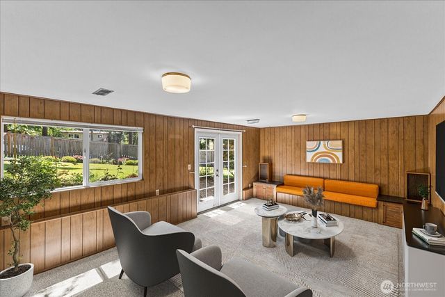 12109 SE 68th Place, Bellevue, WA 98006