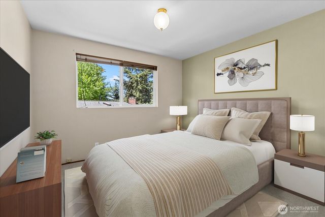 12109 SE 68th Place, Bellevue, WA 98006