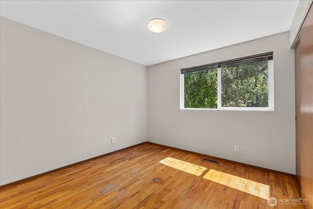 12109 SE 68th Place, Bellevue, WA 98006