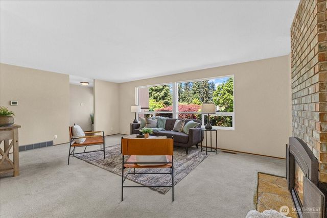 12109 SE 68th Place, Bellevue, WA 98006