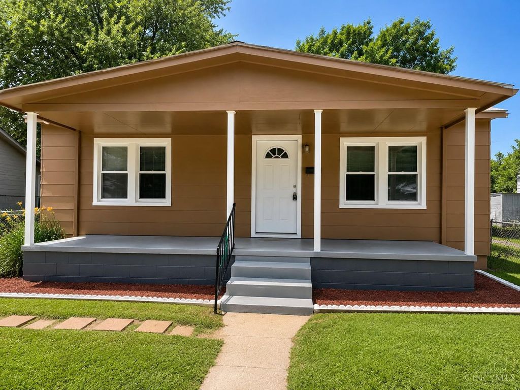 2721 Holman St, Dayton, OH 45439