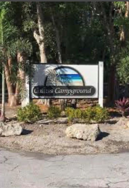 Image 1 of property listing at 325 Calusa St Lot 508, Key Largo, FL 33037
