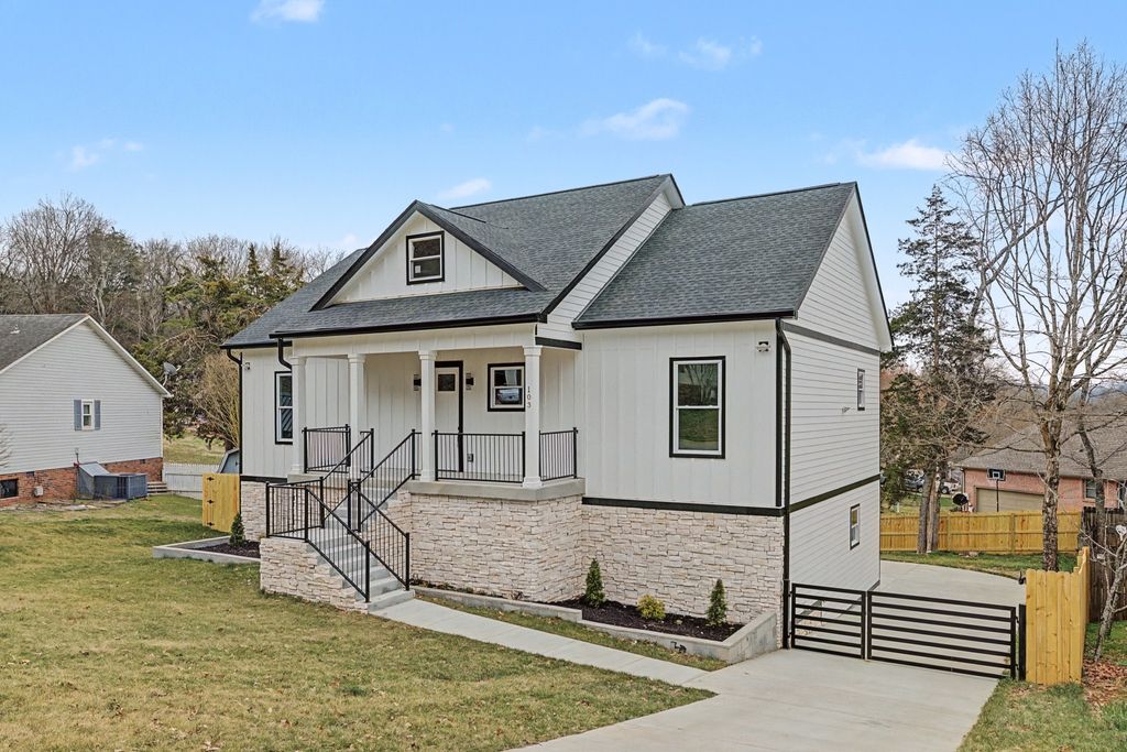 103 McKinley Dr, Columbia, TN 38401
