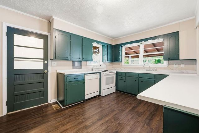 104 Elm Street, Adairsville, GA 30103