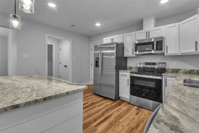 26 Pleasant Hill Road, Eclectic, AL 36024