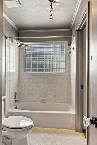 520 Harpeth Trace Dr, Nashville, TN 37221
