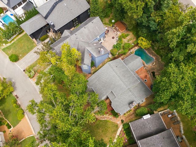 520 Harpeth Trace Dr, Nashville, TN 37221